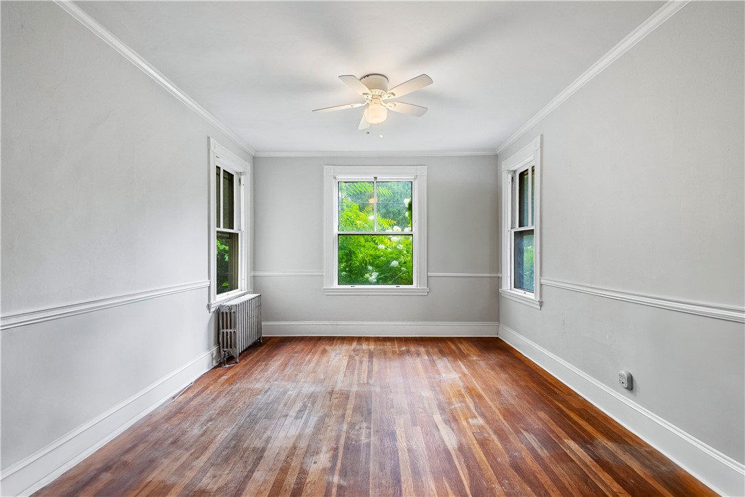733 Pleasant Street
