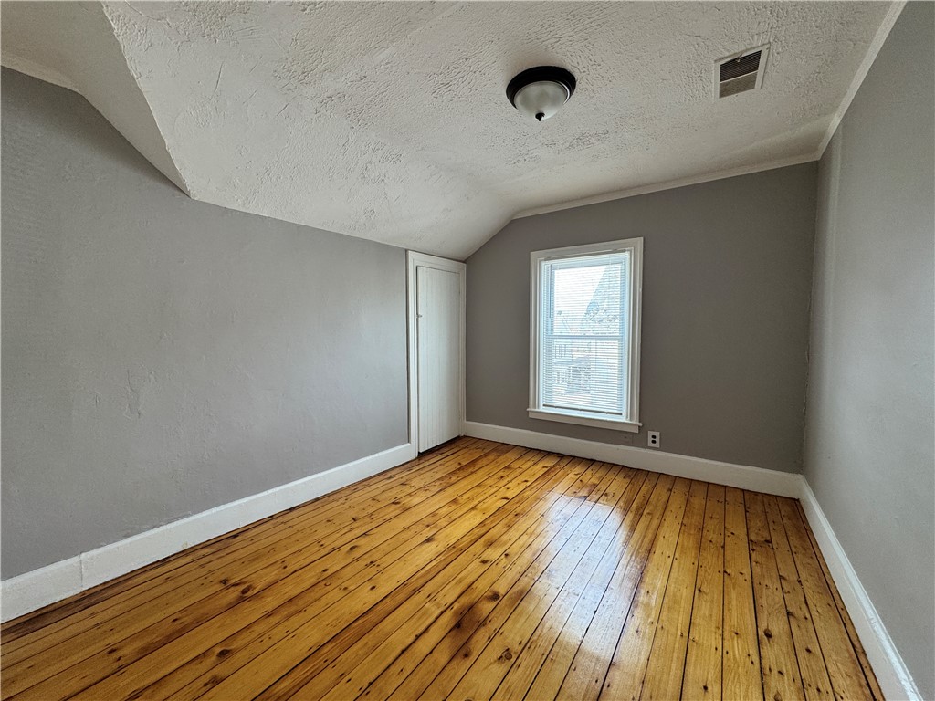 910 Atwells Avenue 3