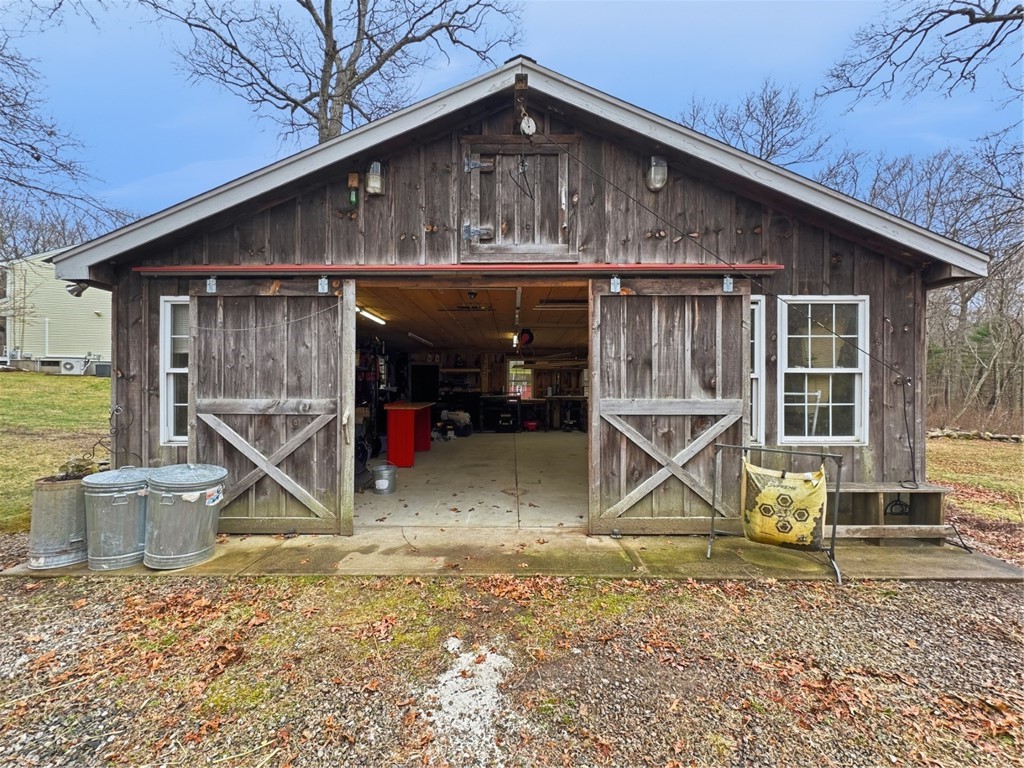 71 Rolling Hill Drive