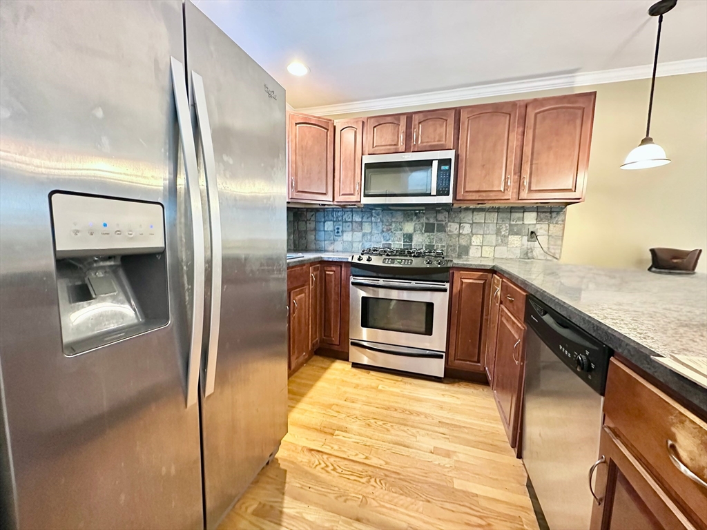 55 Williams St # 502