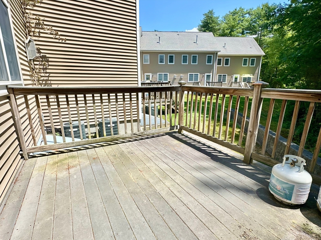 55 Williams St # 502