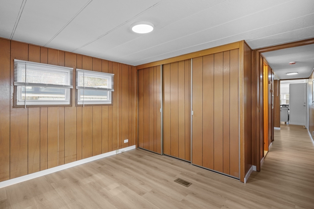 53 Liberty Dr, Attleboro