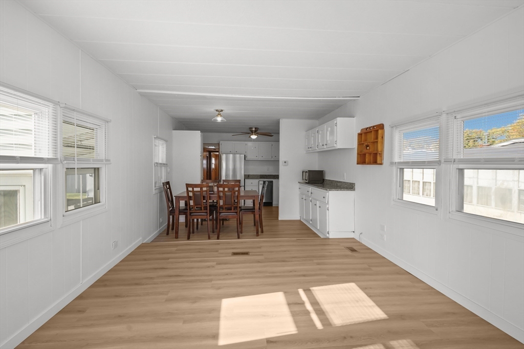 53 Liberty Dr, Attleboro