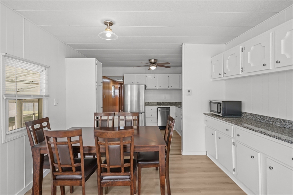 53 Liberty Dr, Attleboro