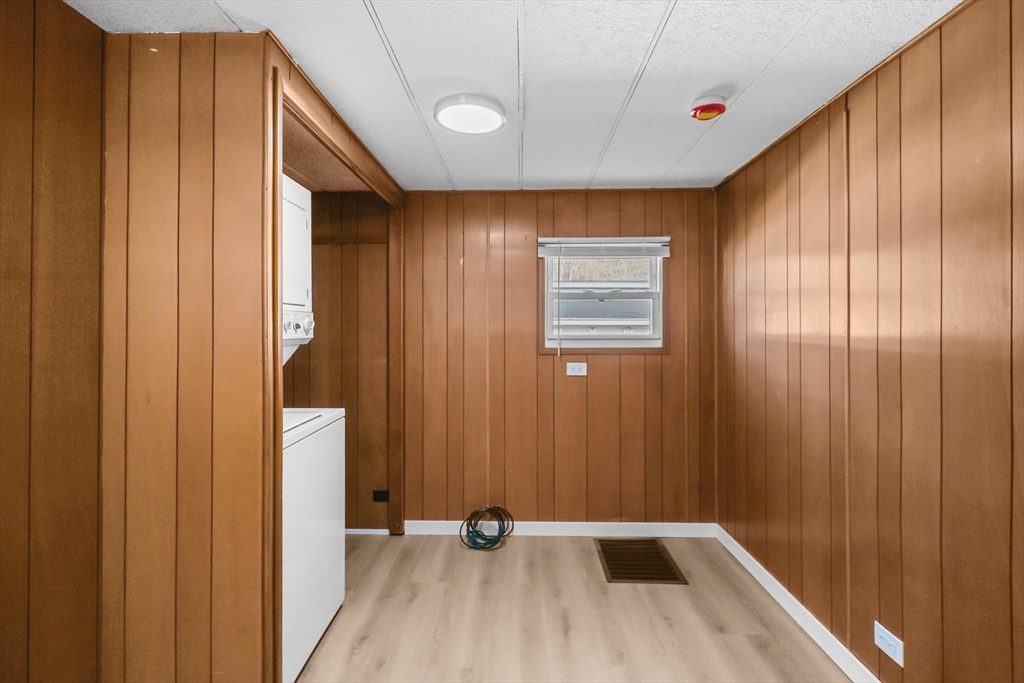 53 Liberty Dr, Attleboro