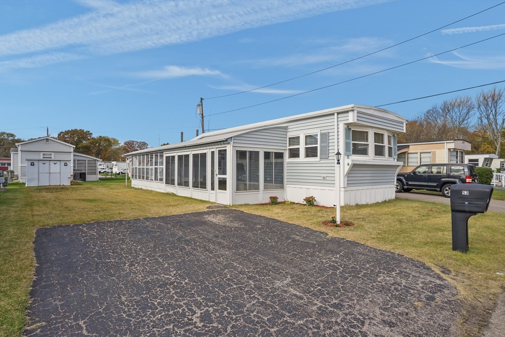 53 Liberty Dr, Attleboro