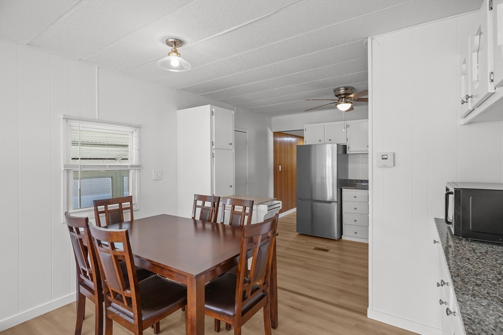 53 Liberty Dr, Attleboro