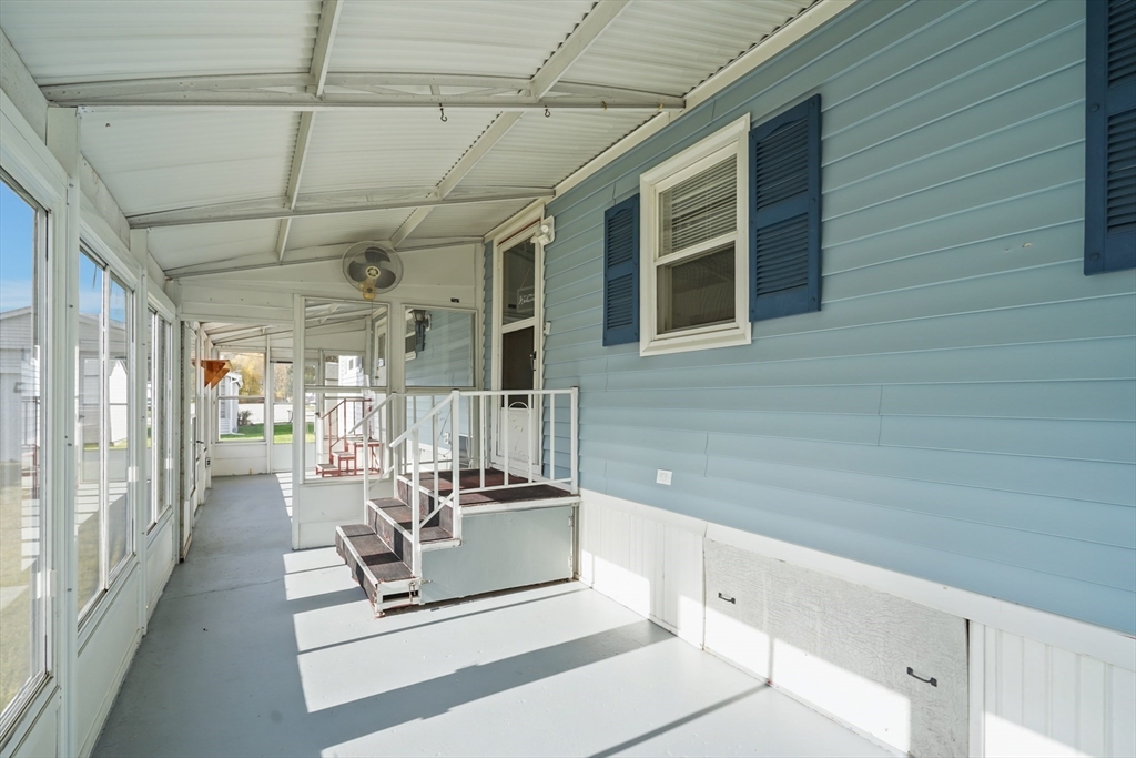 53 Liberty Dr, Attleboro