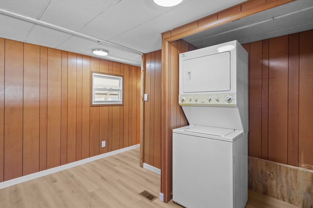 53 Liberty Dr, Attleboro