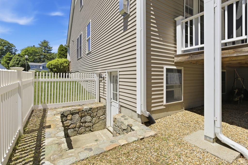 5 Charles View Ln # 5