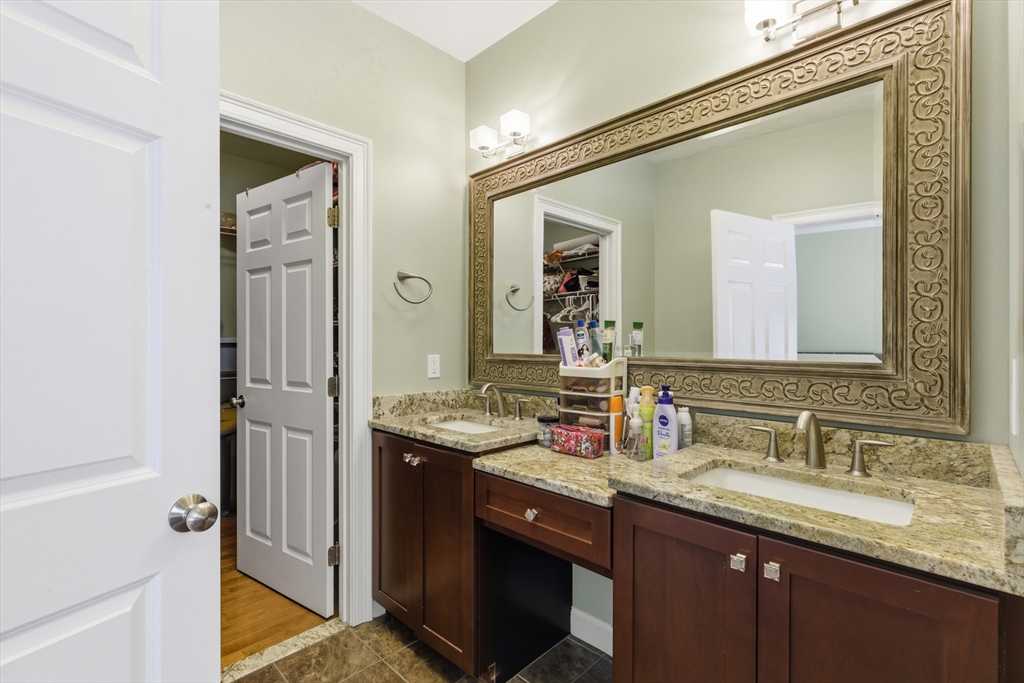 5 Charles View Ln # 5