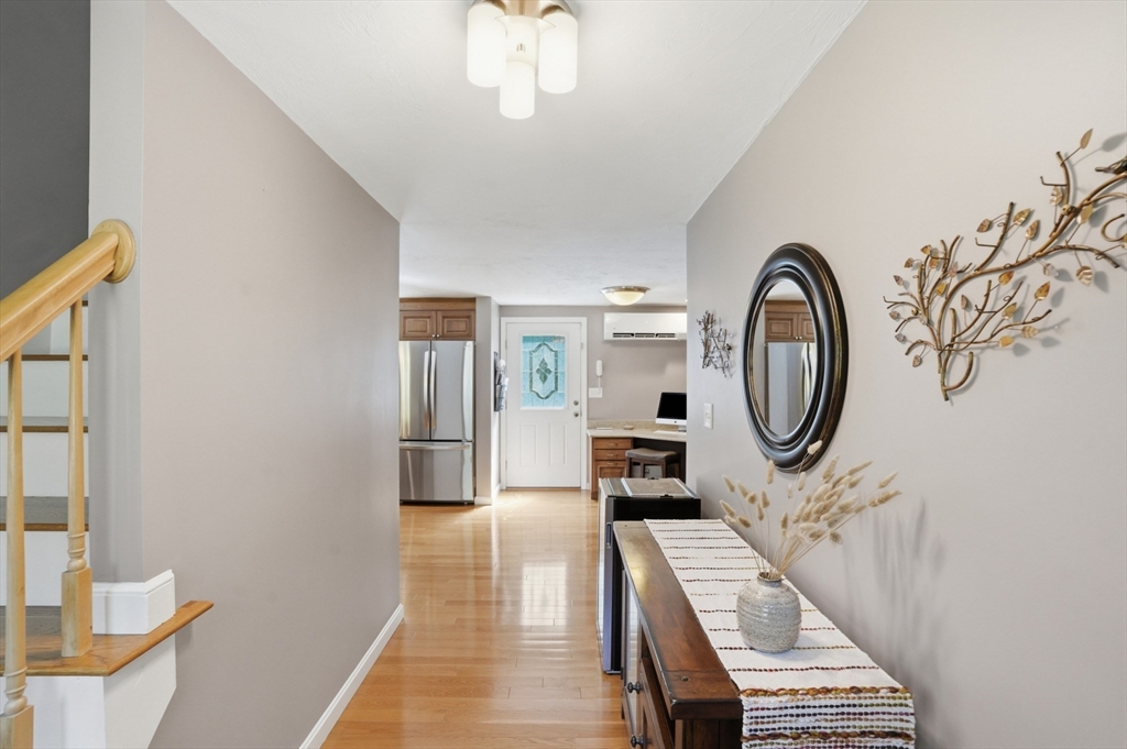 61 Stoney Weir Rd