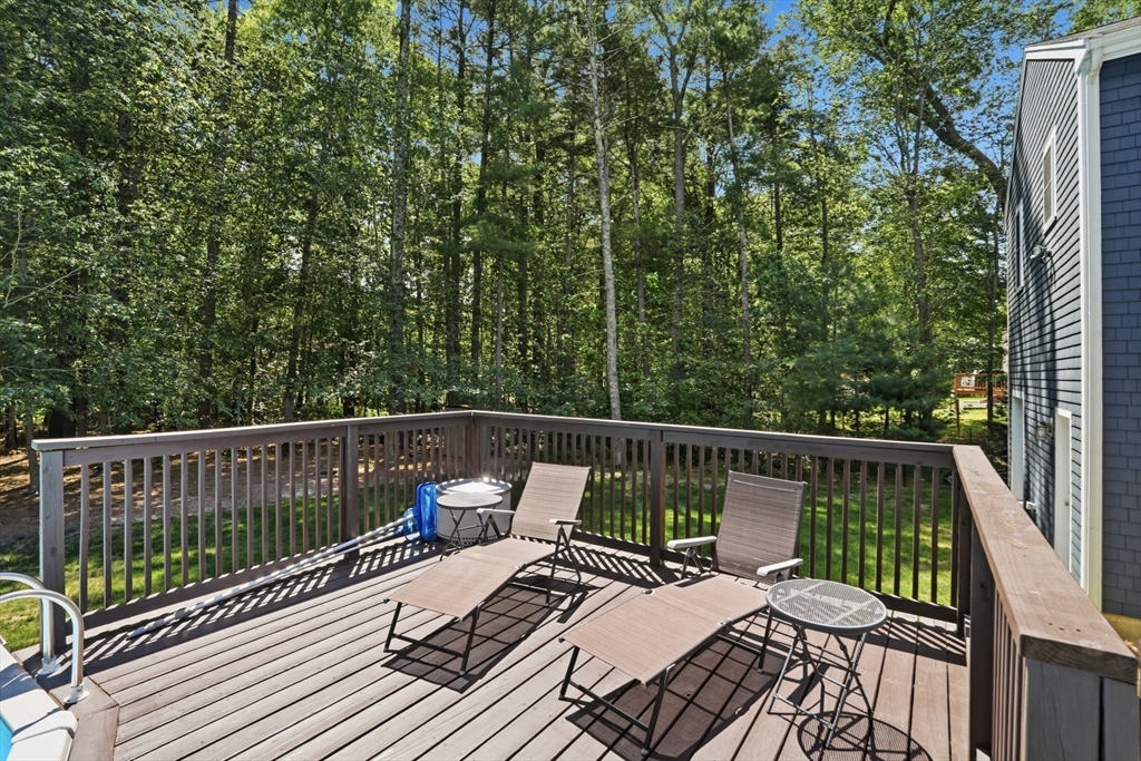61 Stoney Weir Rd