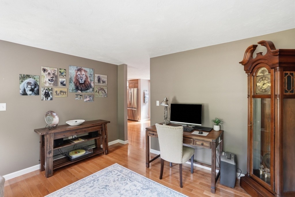 61 Stoney Weir Rd