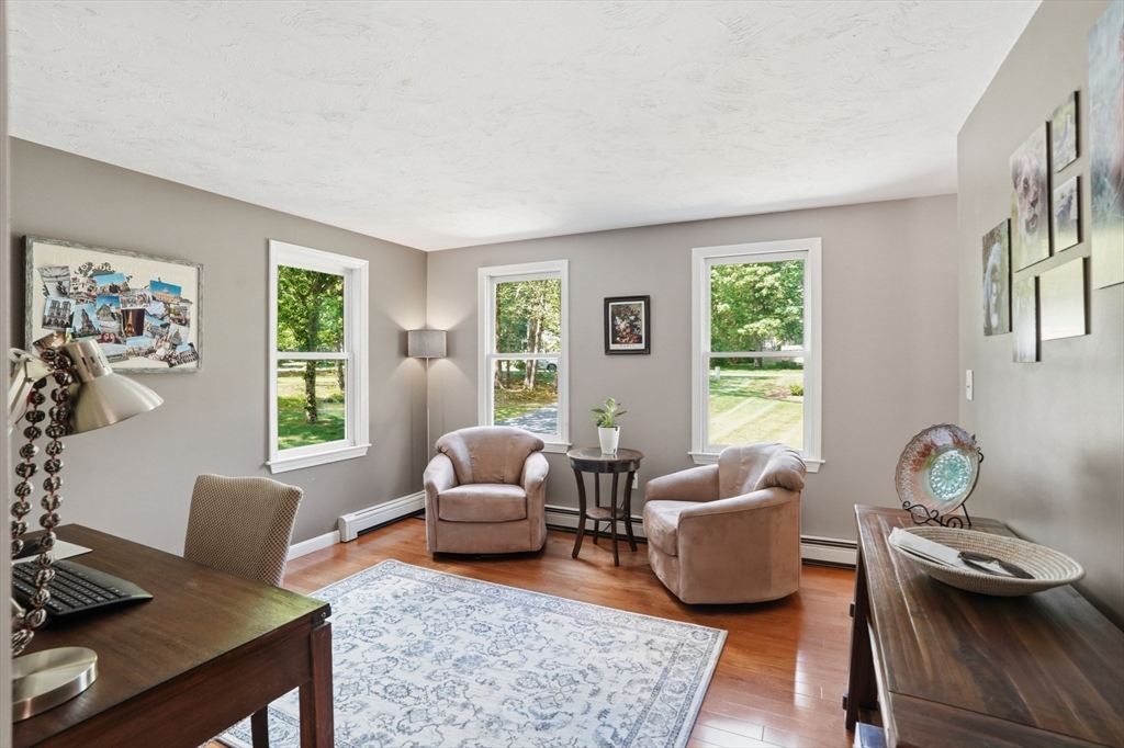 61 Stoney Weir Rd
