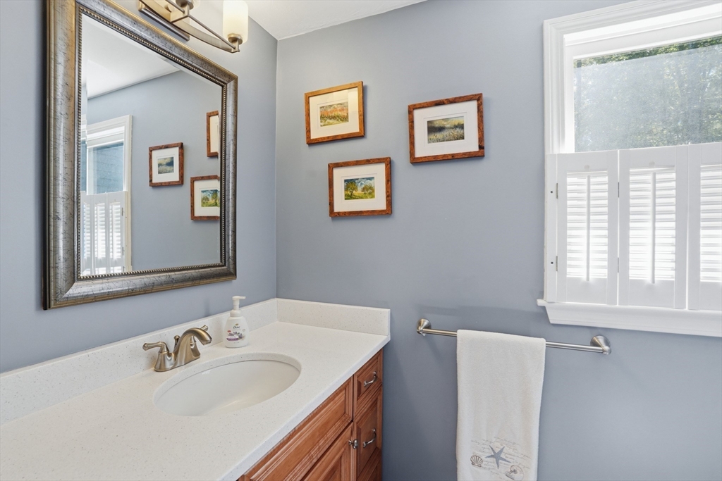61 Stoney Weir Rd