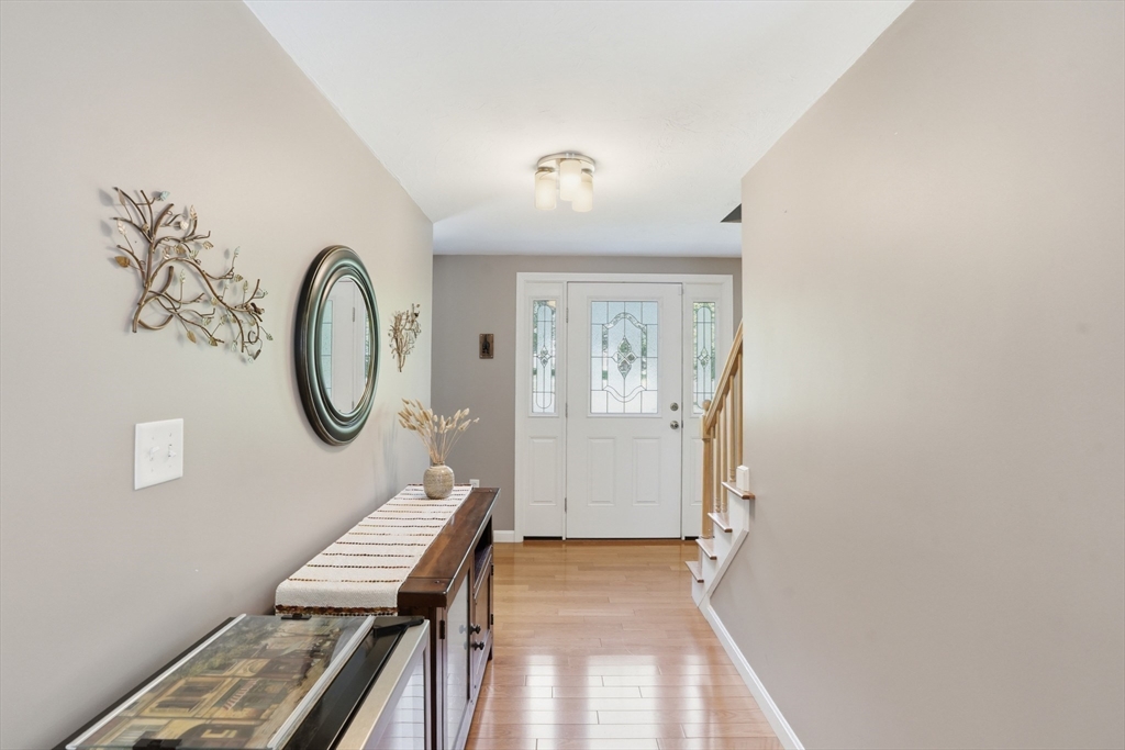 61 Stoney Weir Rd