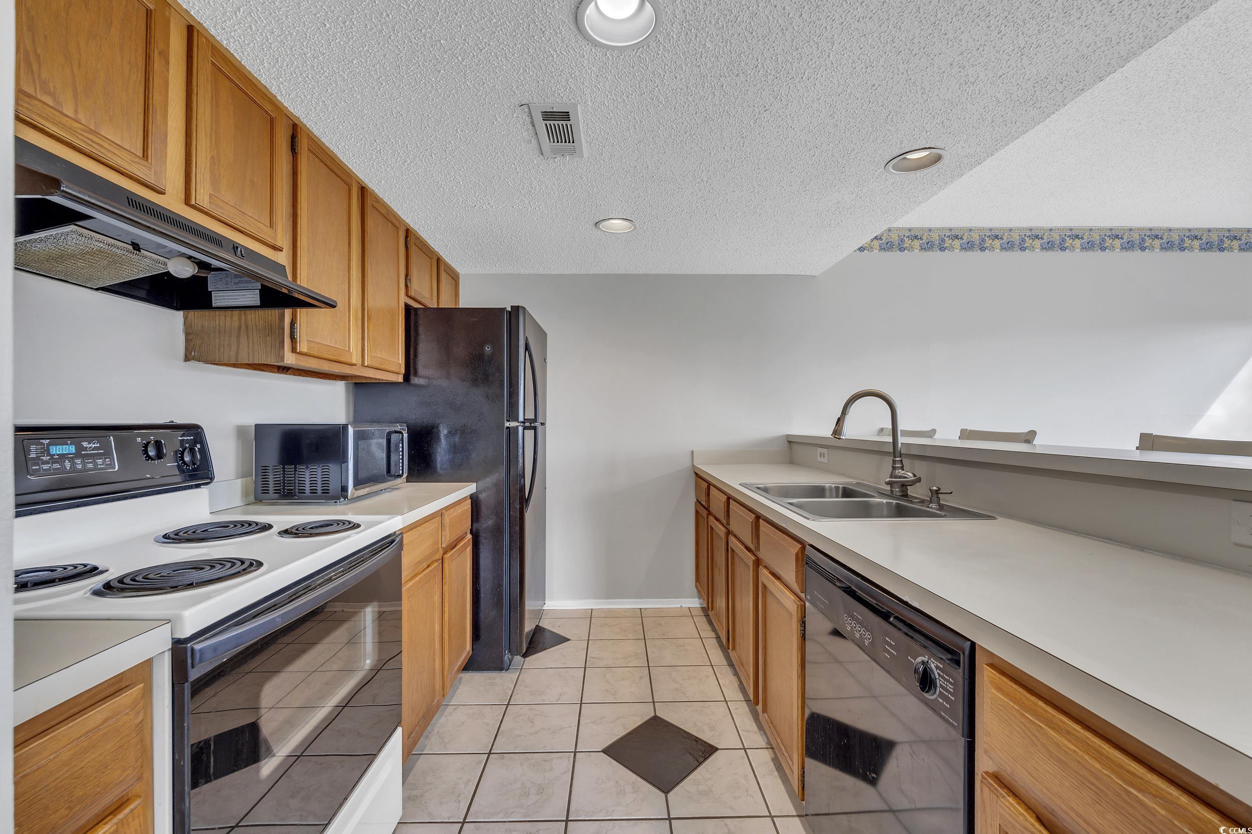 1025 Plantation Dr. W Unit: 25252