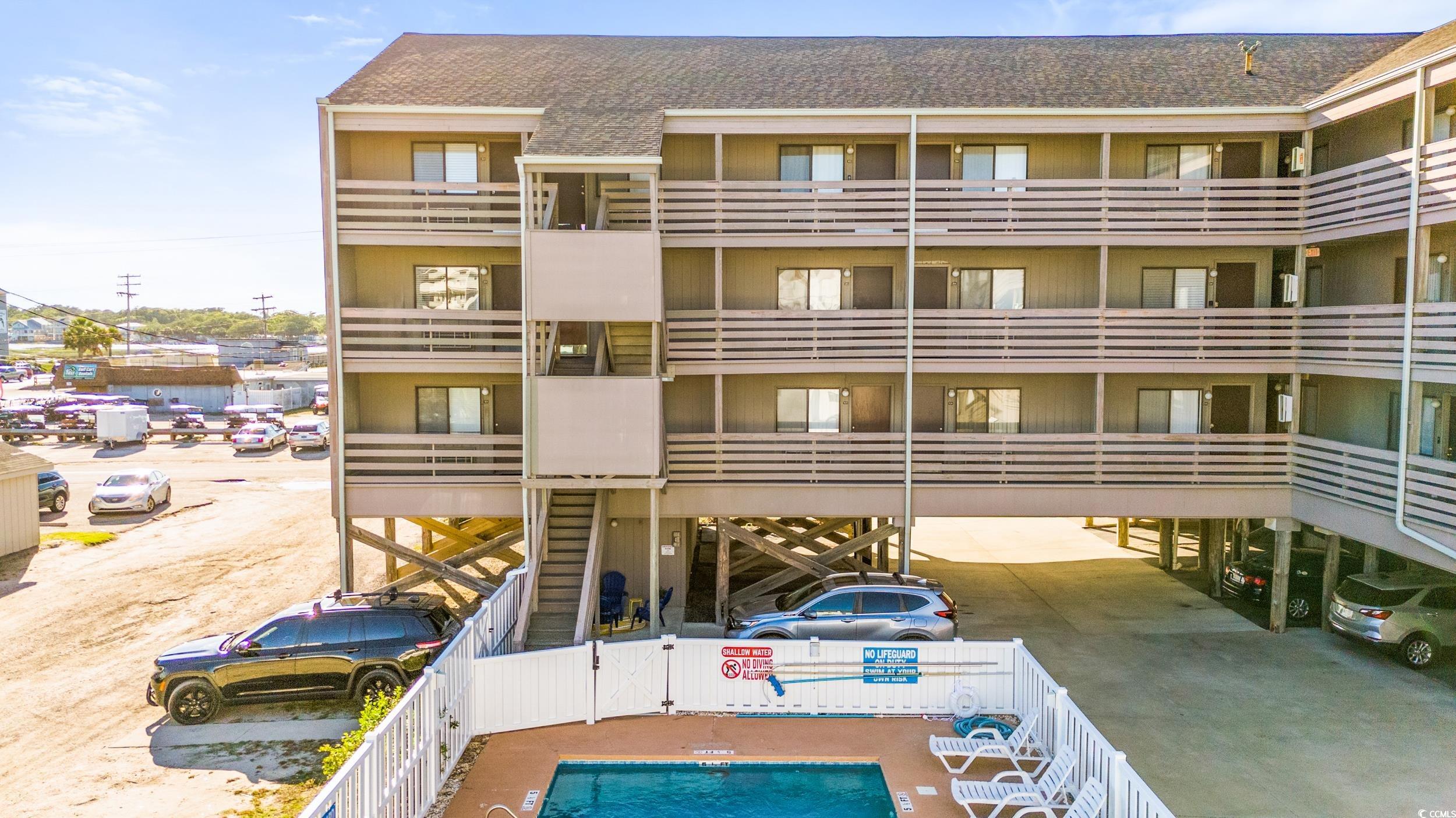 120 Dogwood Dr. N Unit: 101