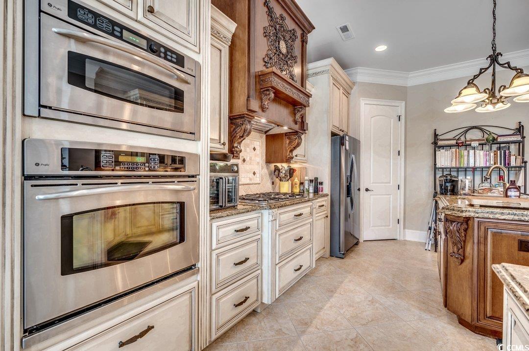 505 Sea Island Way
