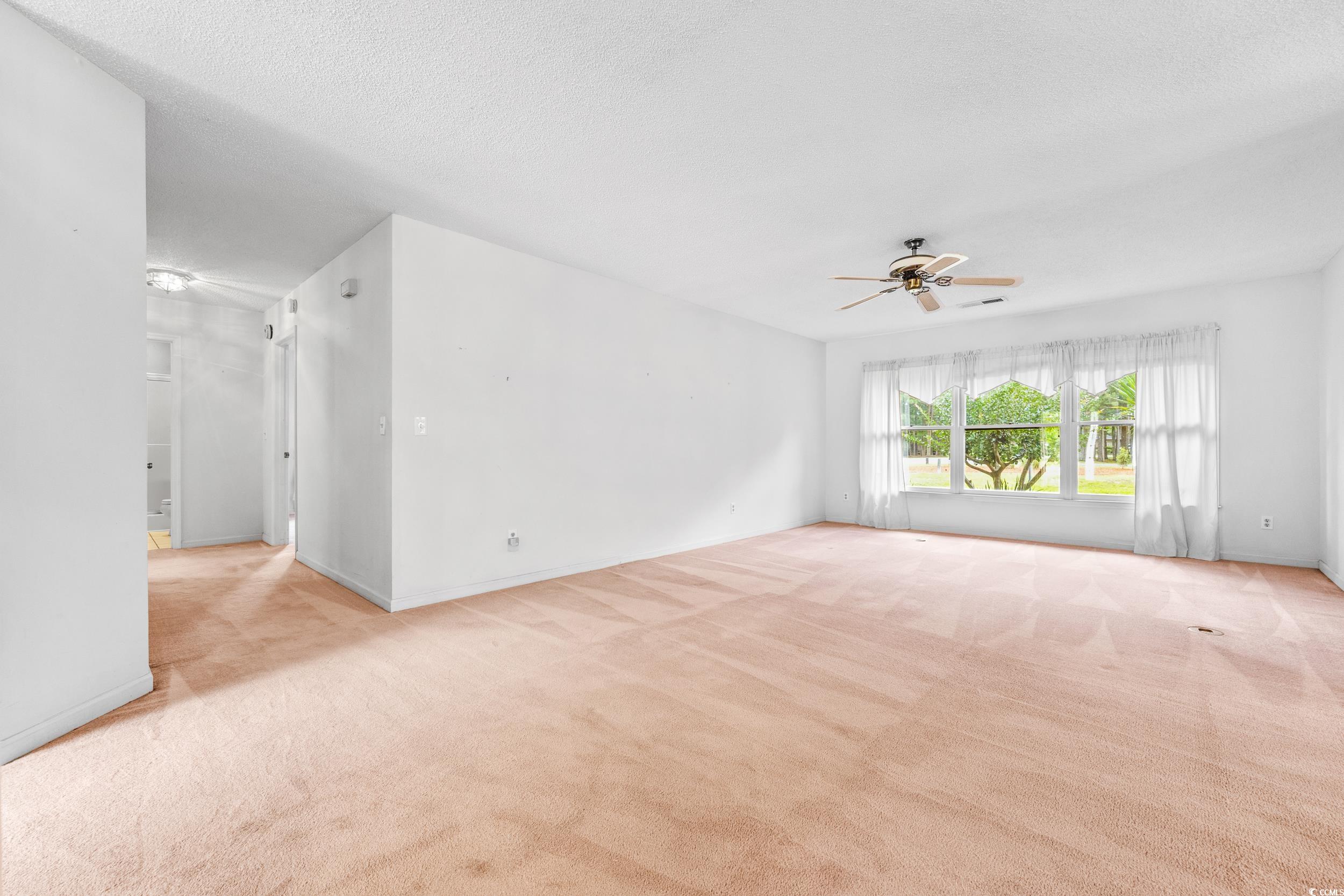 110 Boxwood Ln.