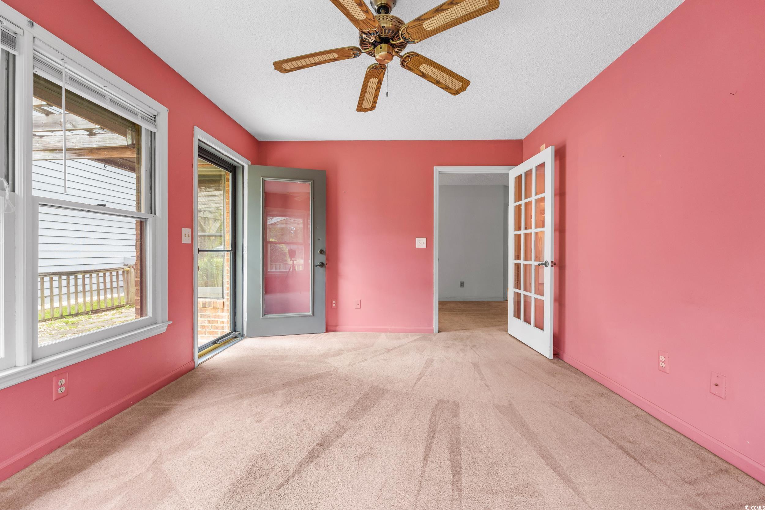 110 Boxwood Ln.