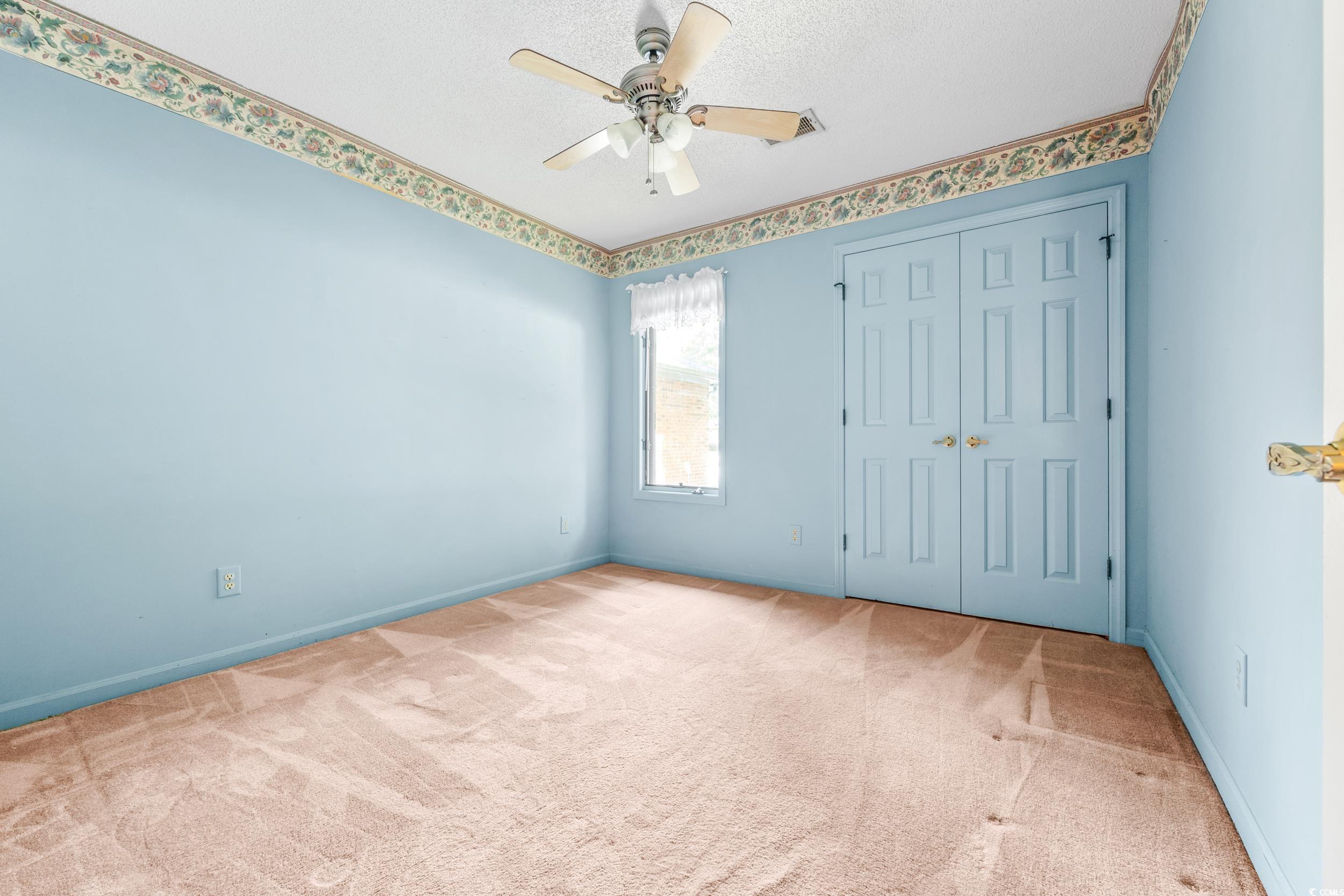 110 Boxwood Ln.