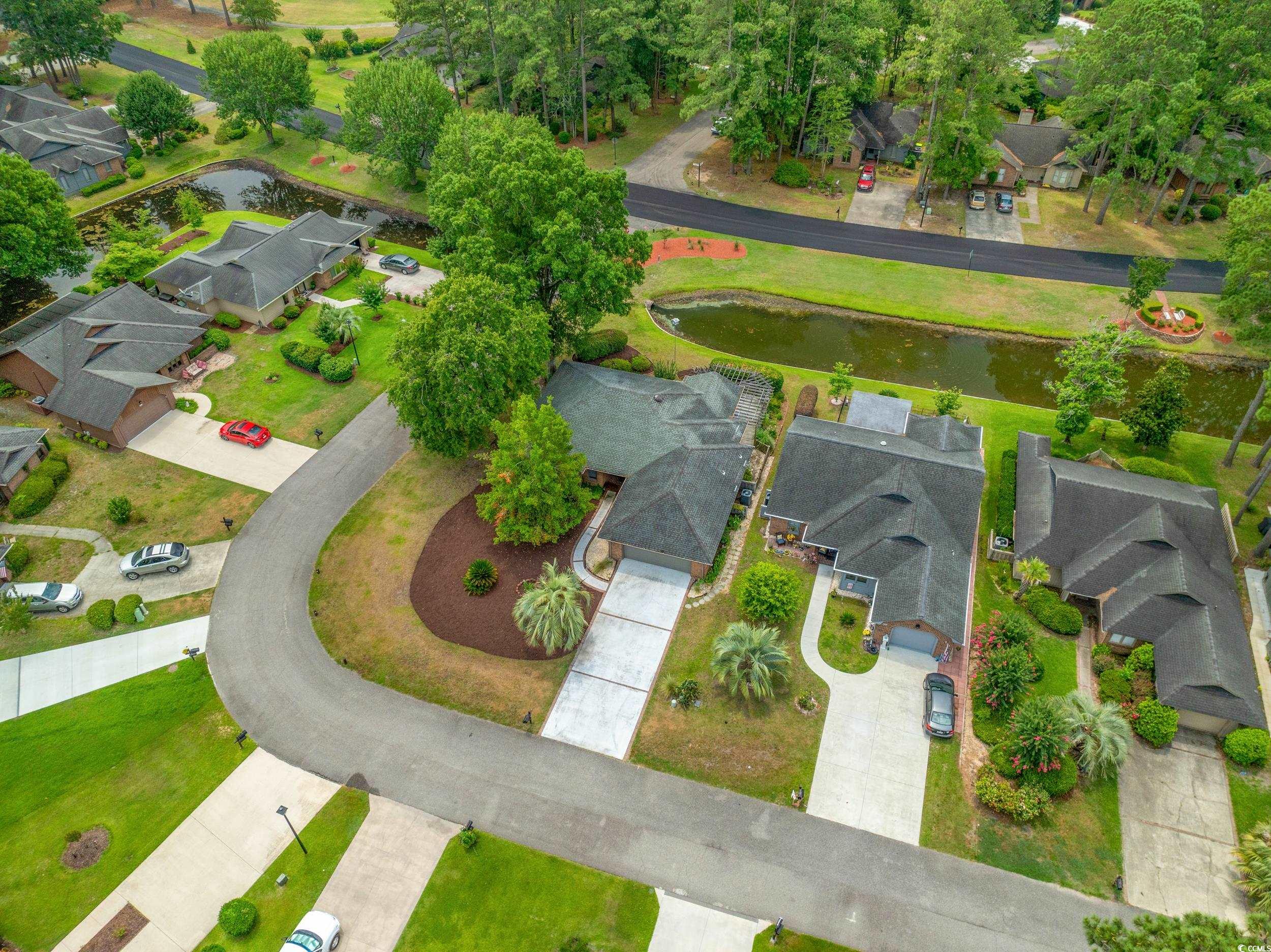 110 Boxwood Ln.
