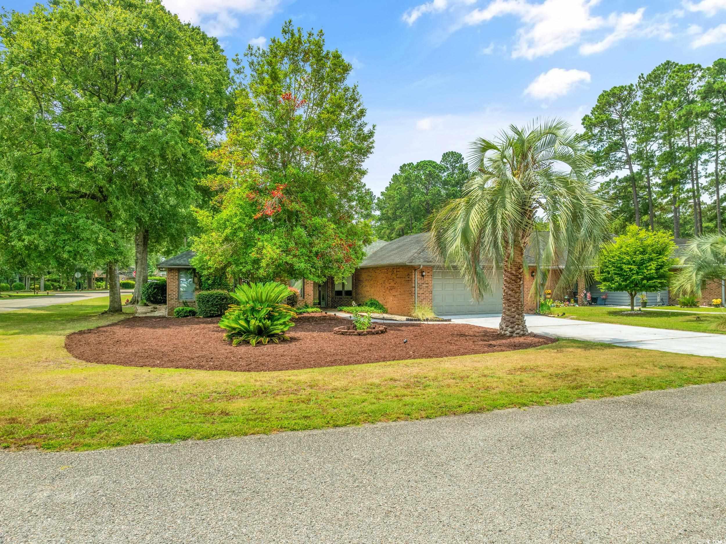 110 Boxwood Ln.