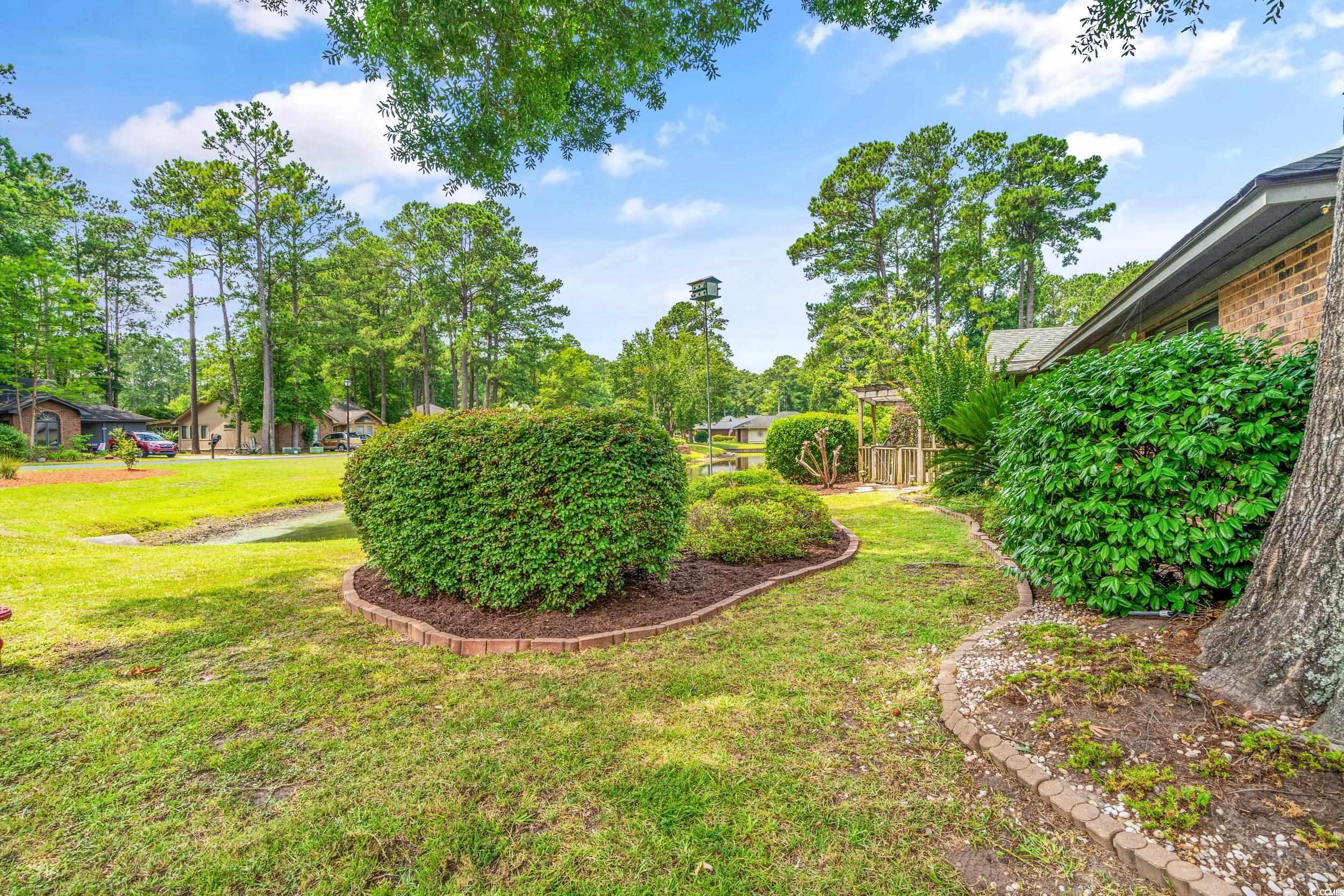 110 Boxwood Ln.