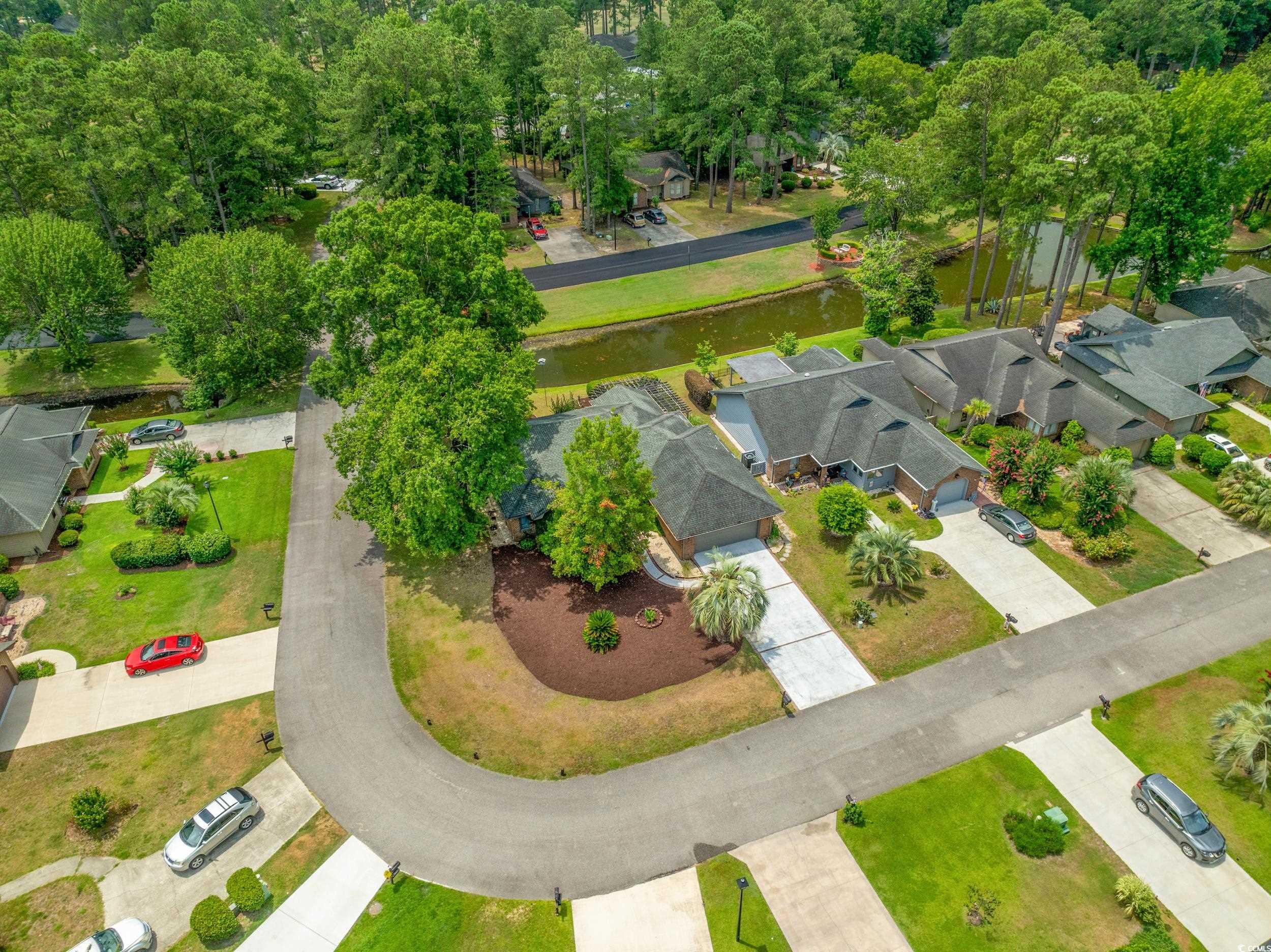 110 Boxwood Ln.