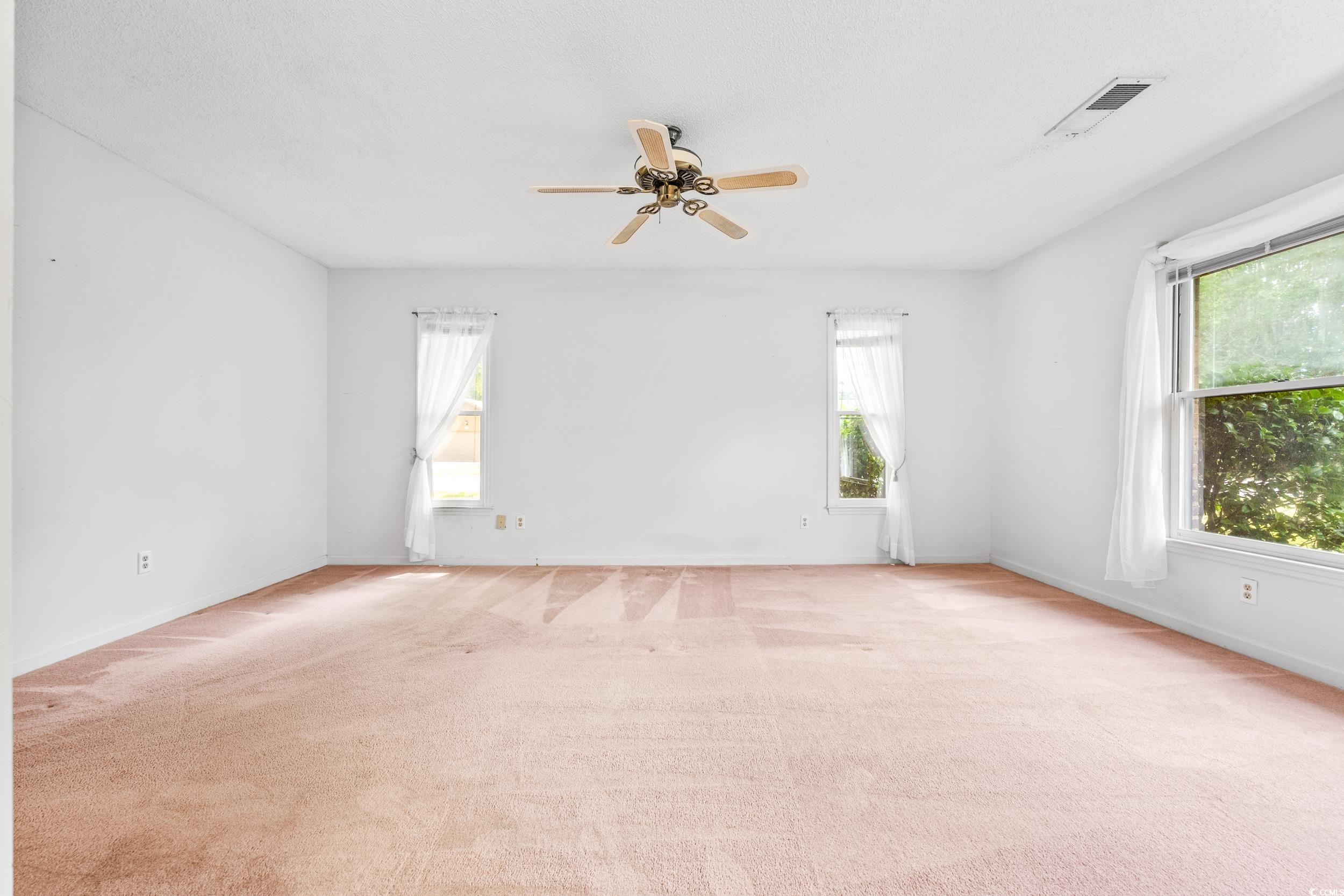 110 Boxwood Ln.