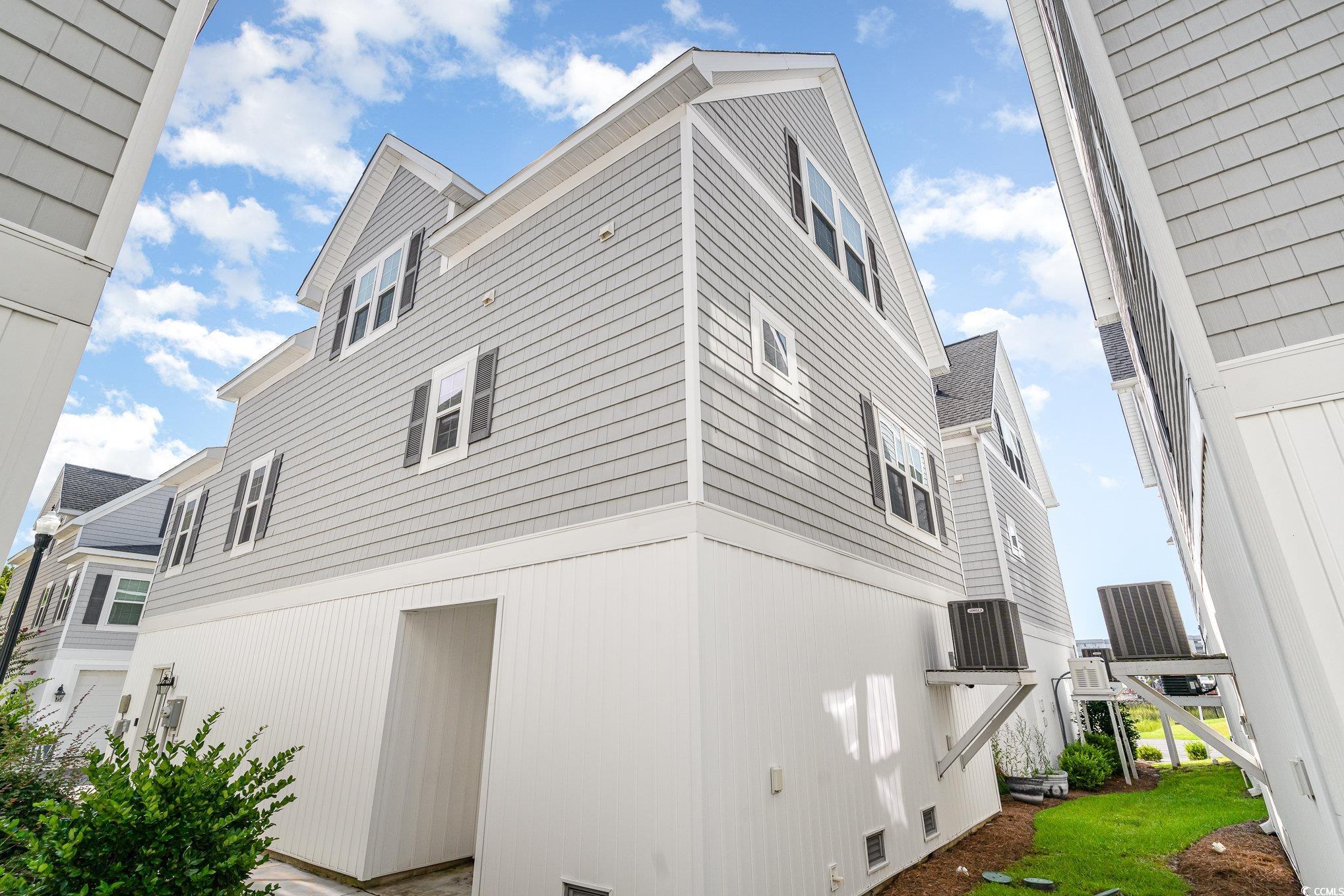 227 Gloucester Way
