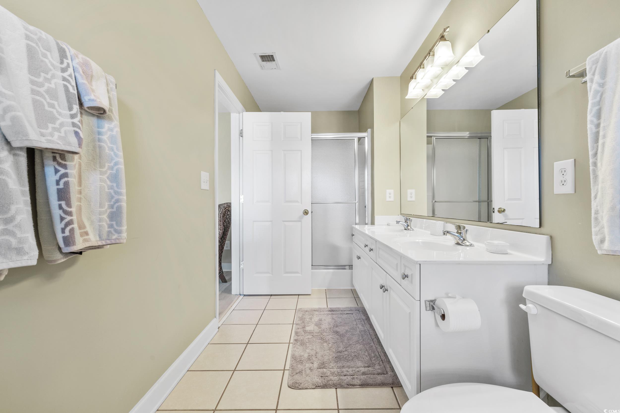 601 N Hillside Dr. Unit: 403