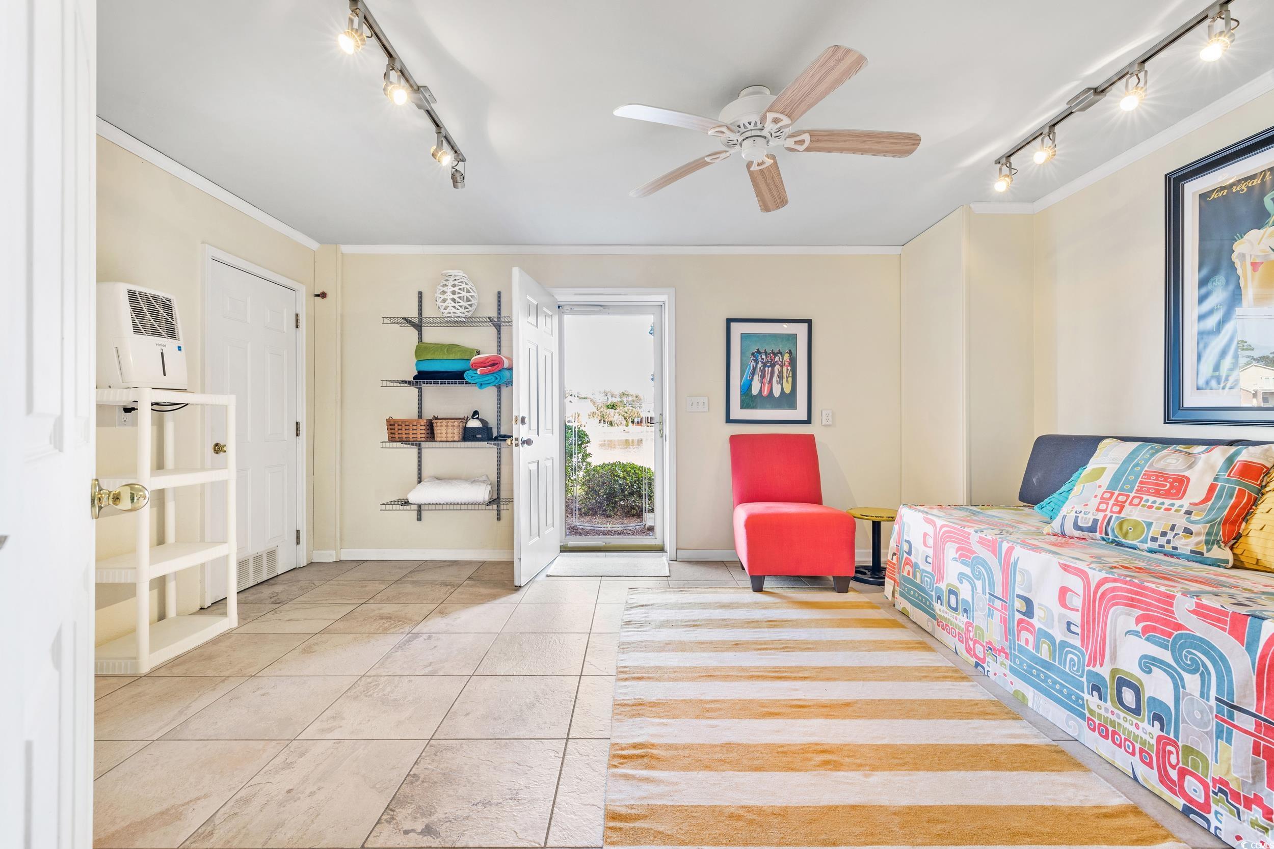601 N Hillside Dr. Unit: 403