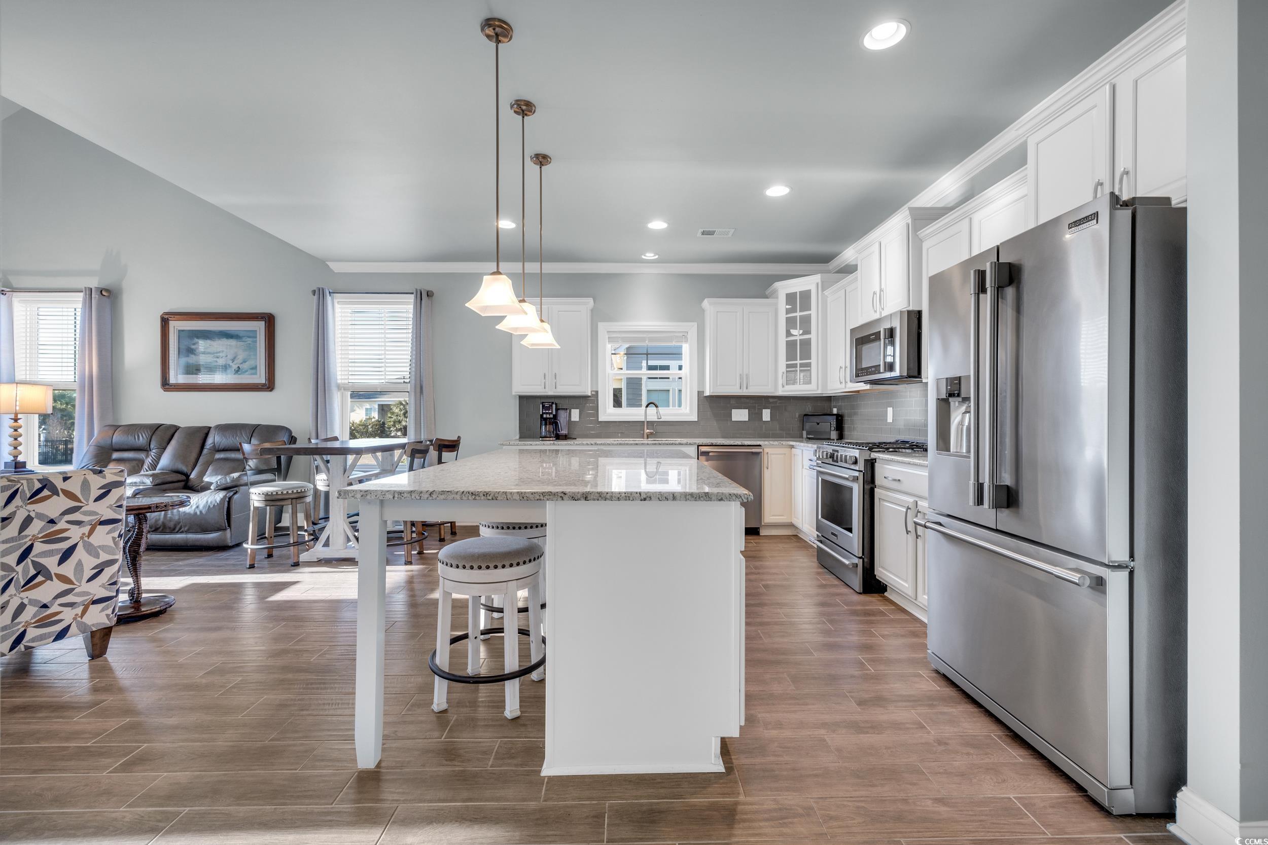 1405 Osprey Pointe Ln.