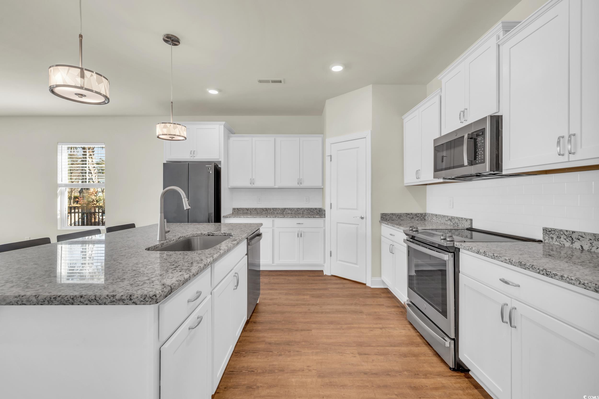 1004 Bonnet Dr.