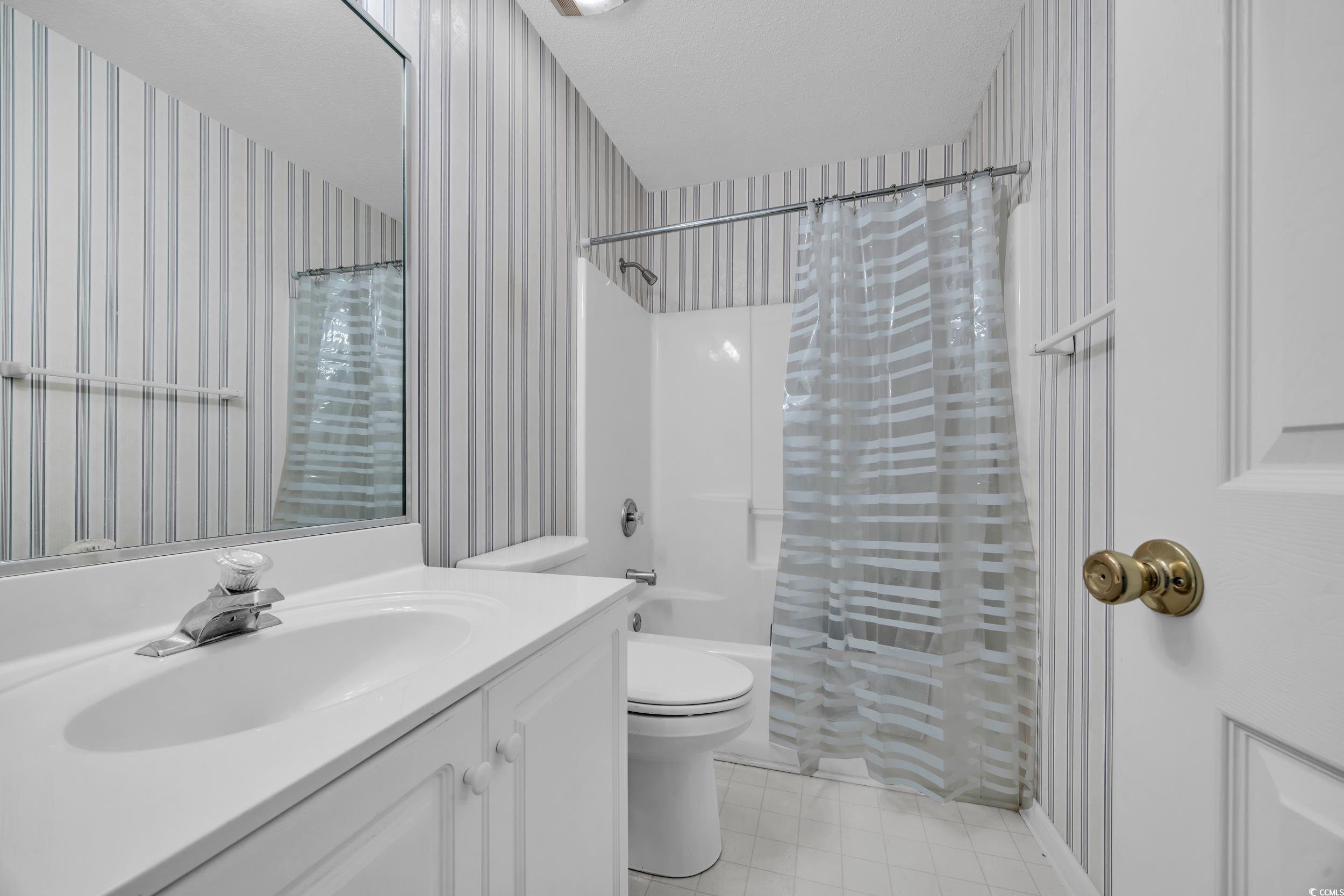 1107 Swan Lake Dr.