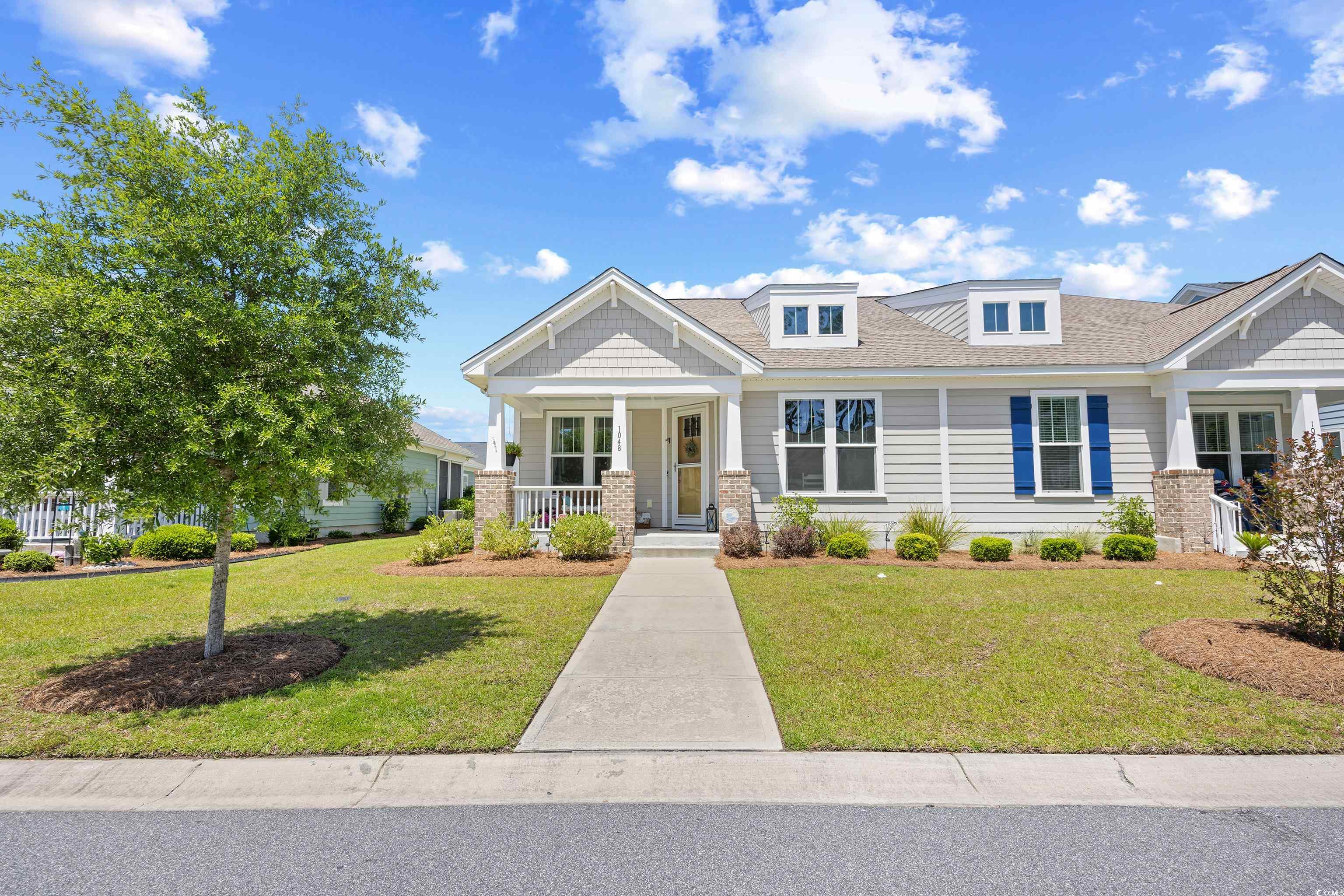 1048 Longwood Bluffs Circle