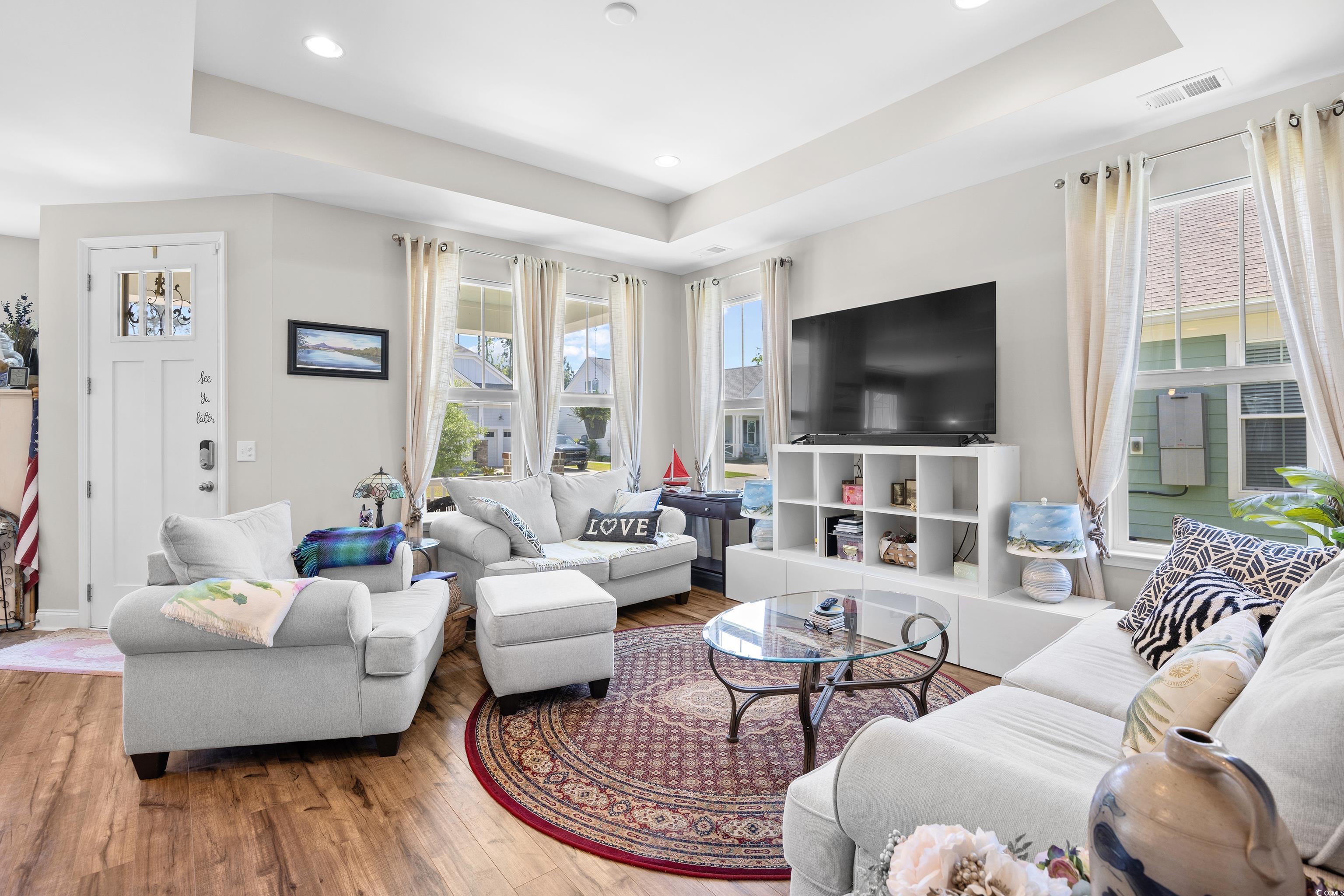 1048 Longwood Bluffs Circle