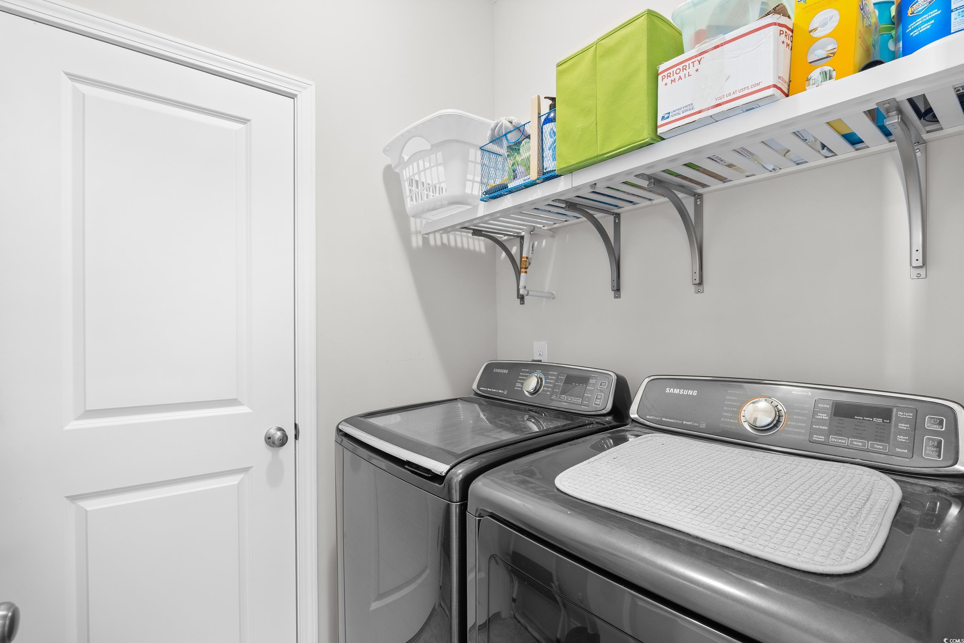 1048 Longwood Bluffs Circle