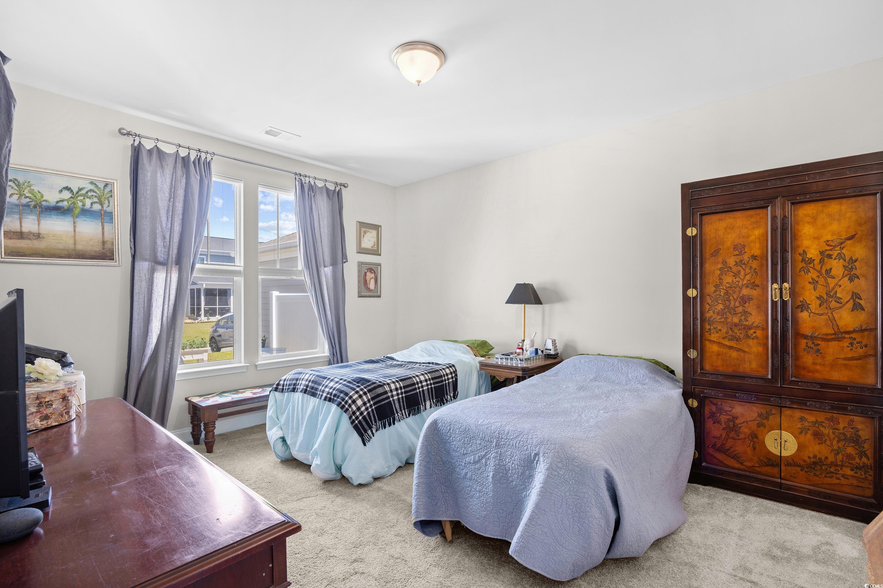 1048 Longwood Bluffs Circle