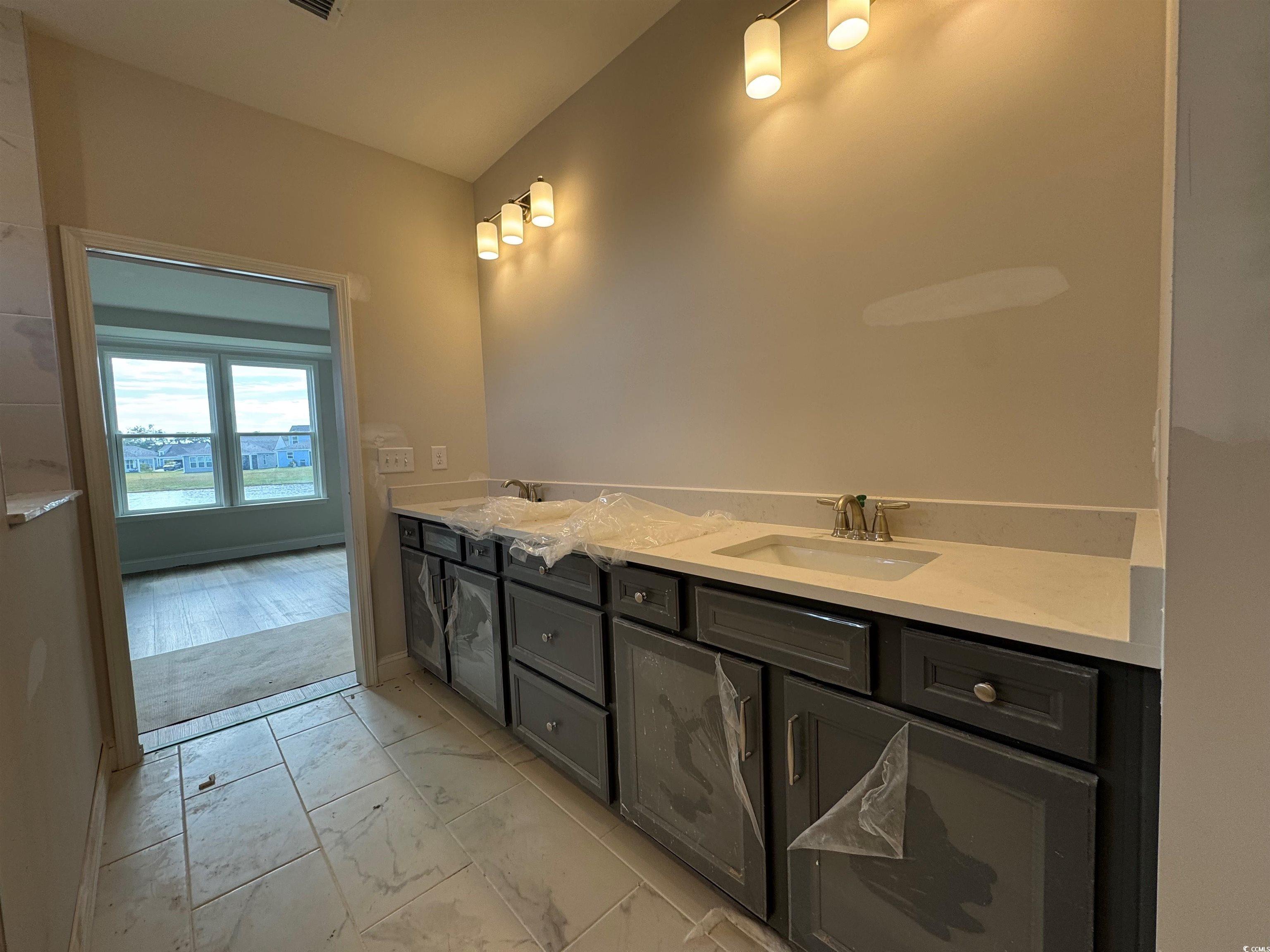 1221 Beeblossom Dr.