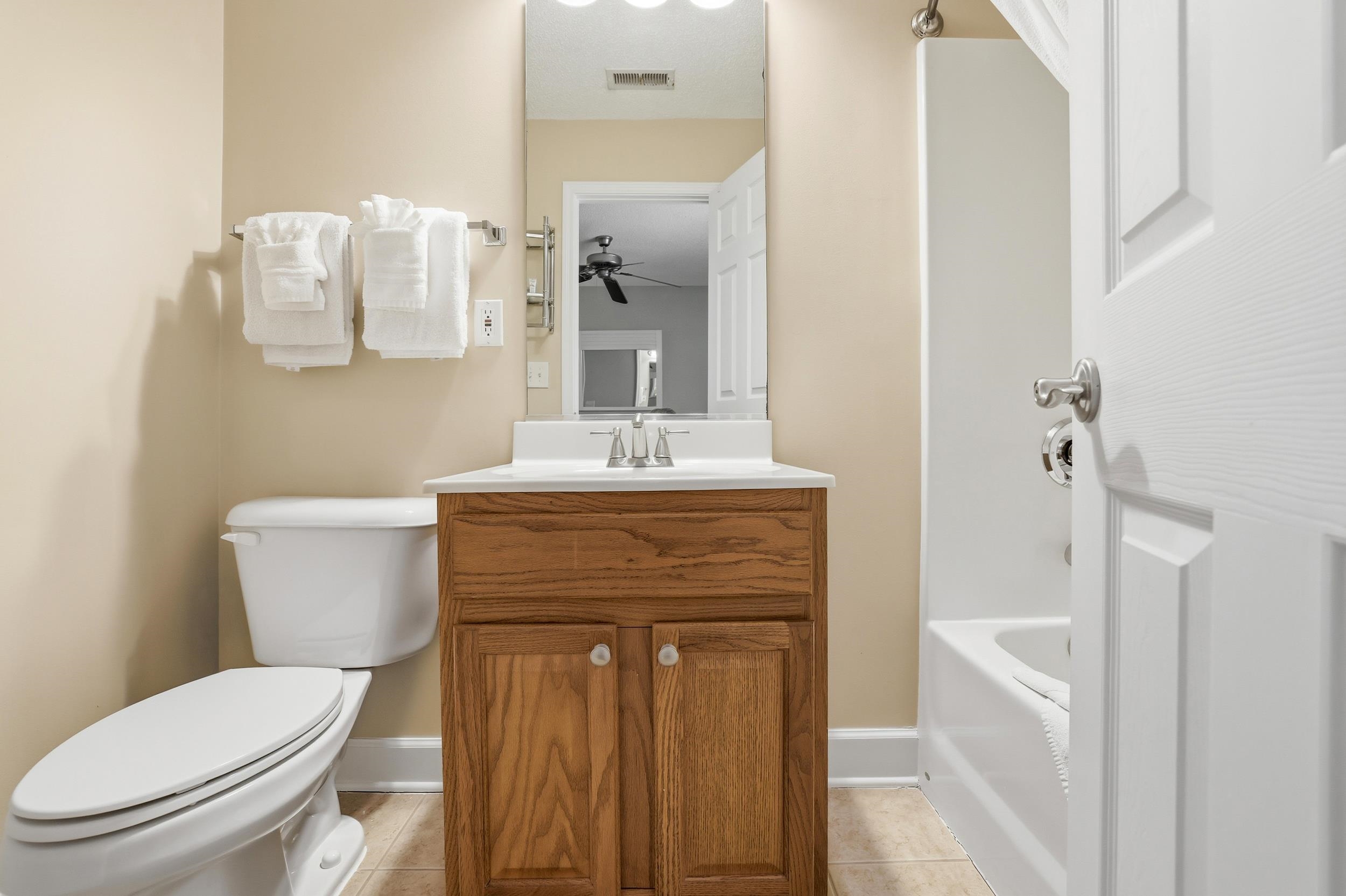 6095 Catalina Dr. Unit: 2814