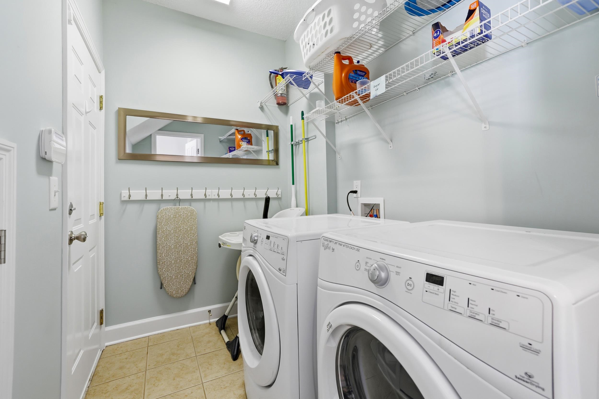 6095 Catalina Dr. Unit: 2814