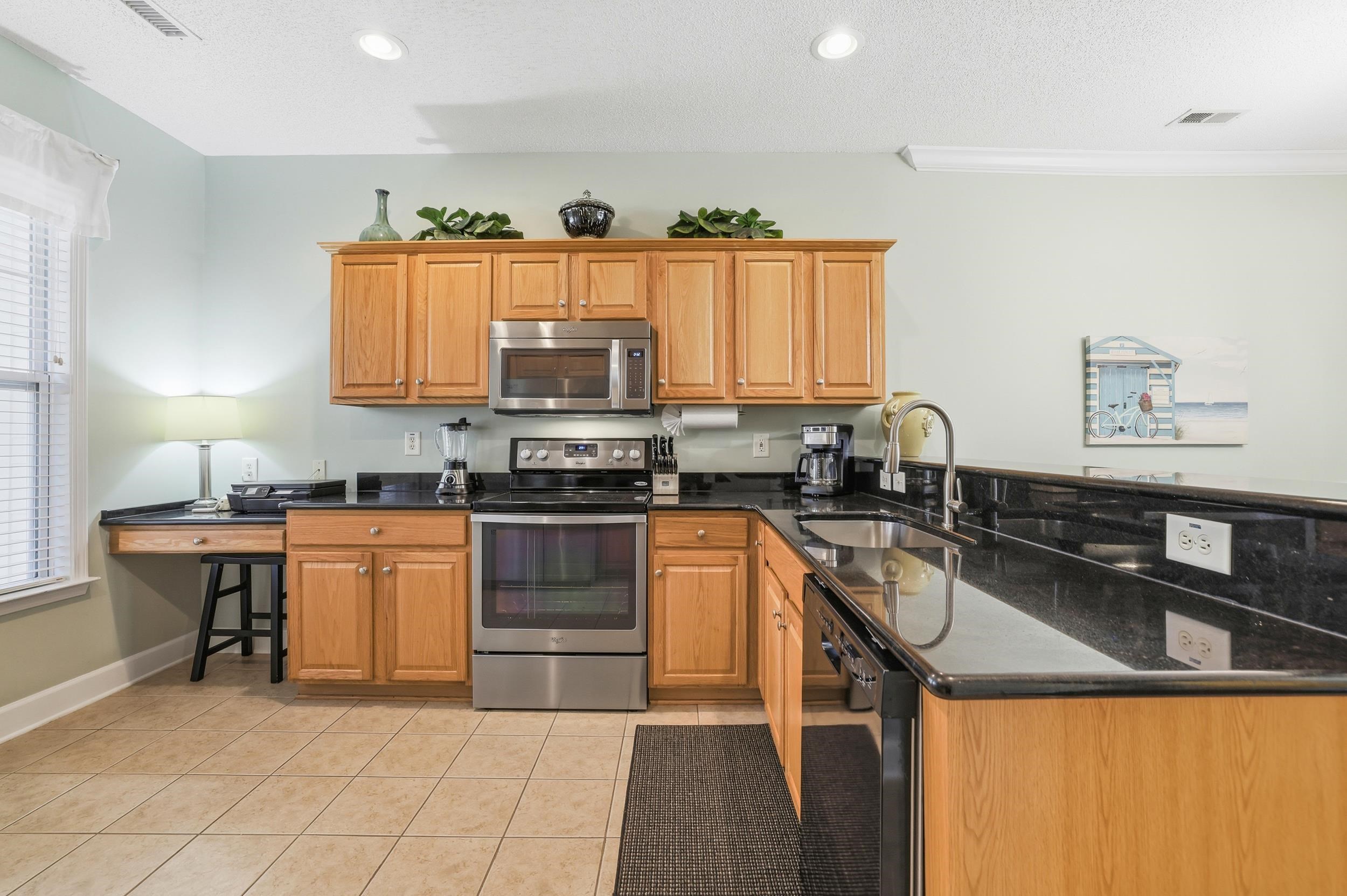 6095 Catalina Dr. Unit: 2814