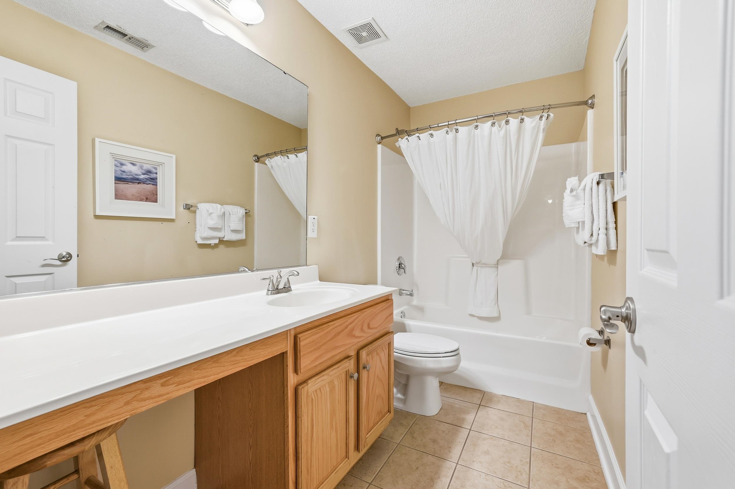 6095 Catalina Dr. Unit: 2814