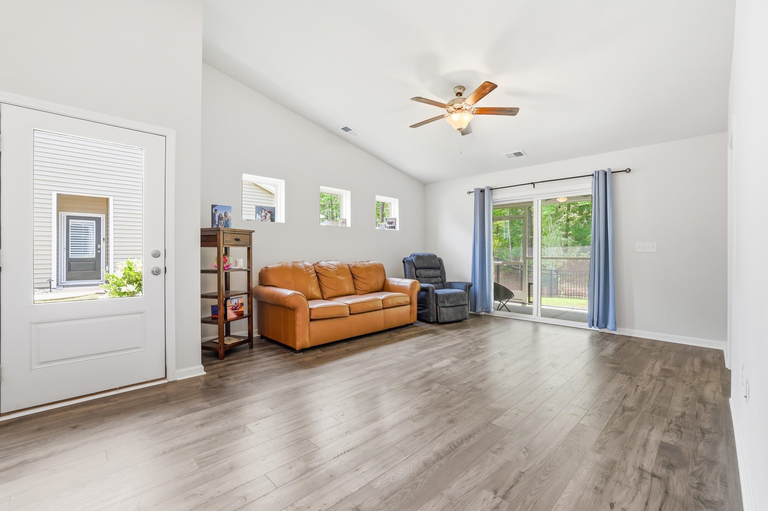1412 Jardine Loop