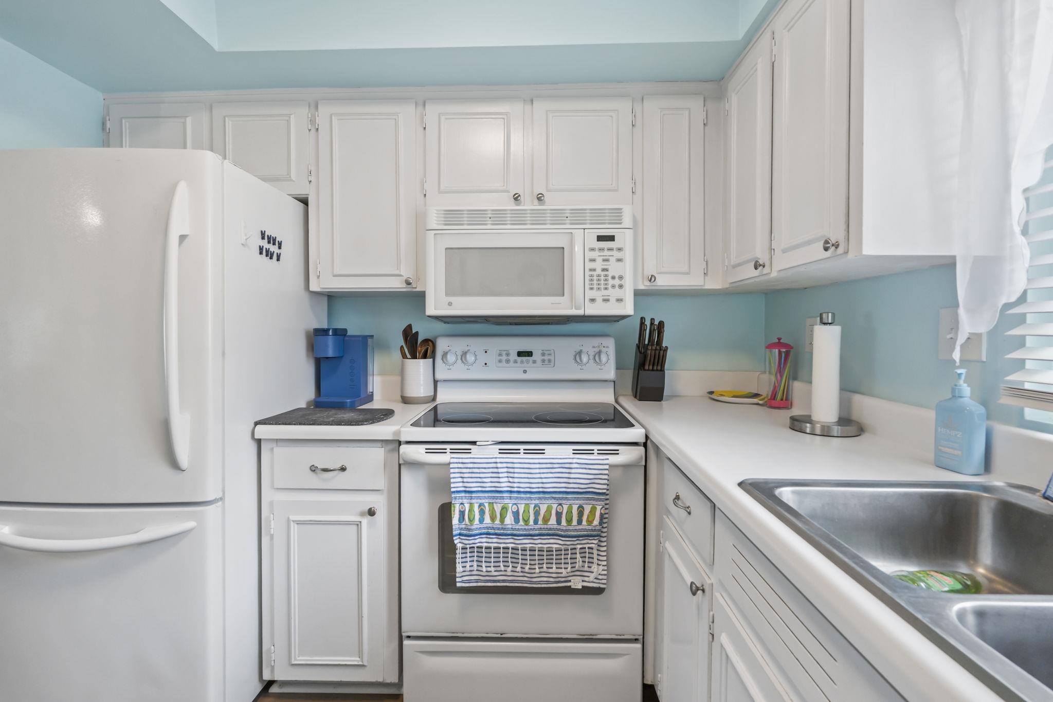 932 Villa Dr. Unit: 932