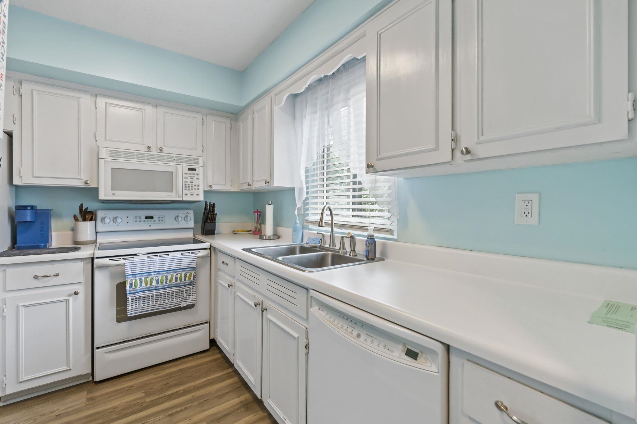 932 Villa Dr. Unit: 932